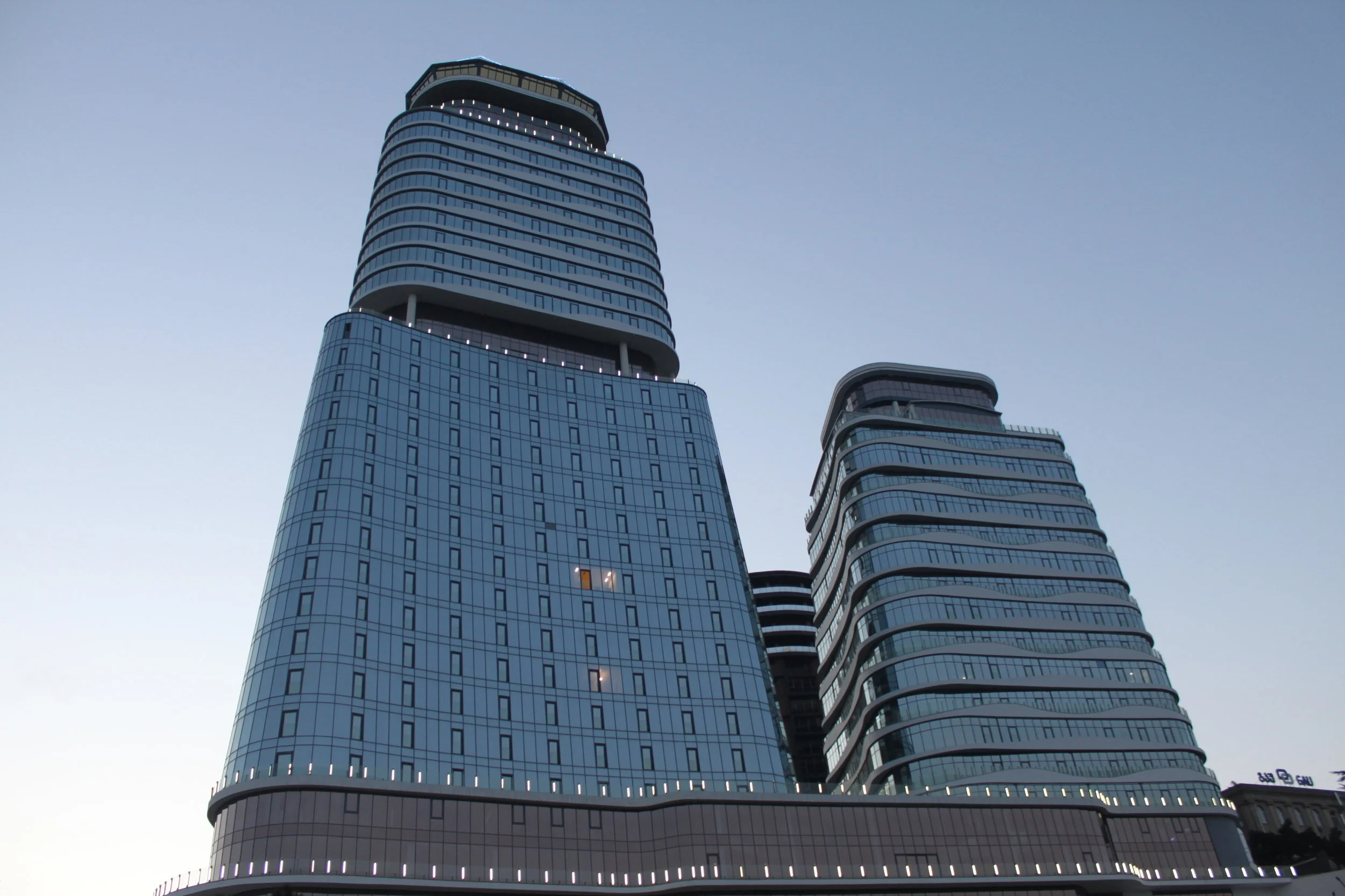 Две королевские башни в Тбилиси 