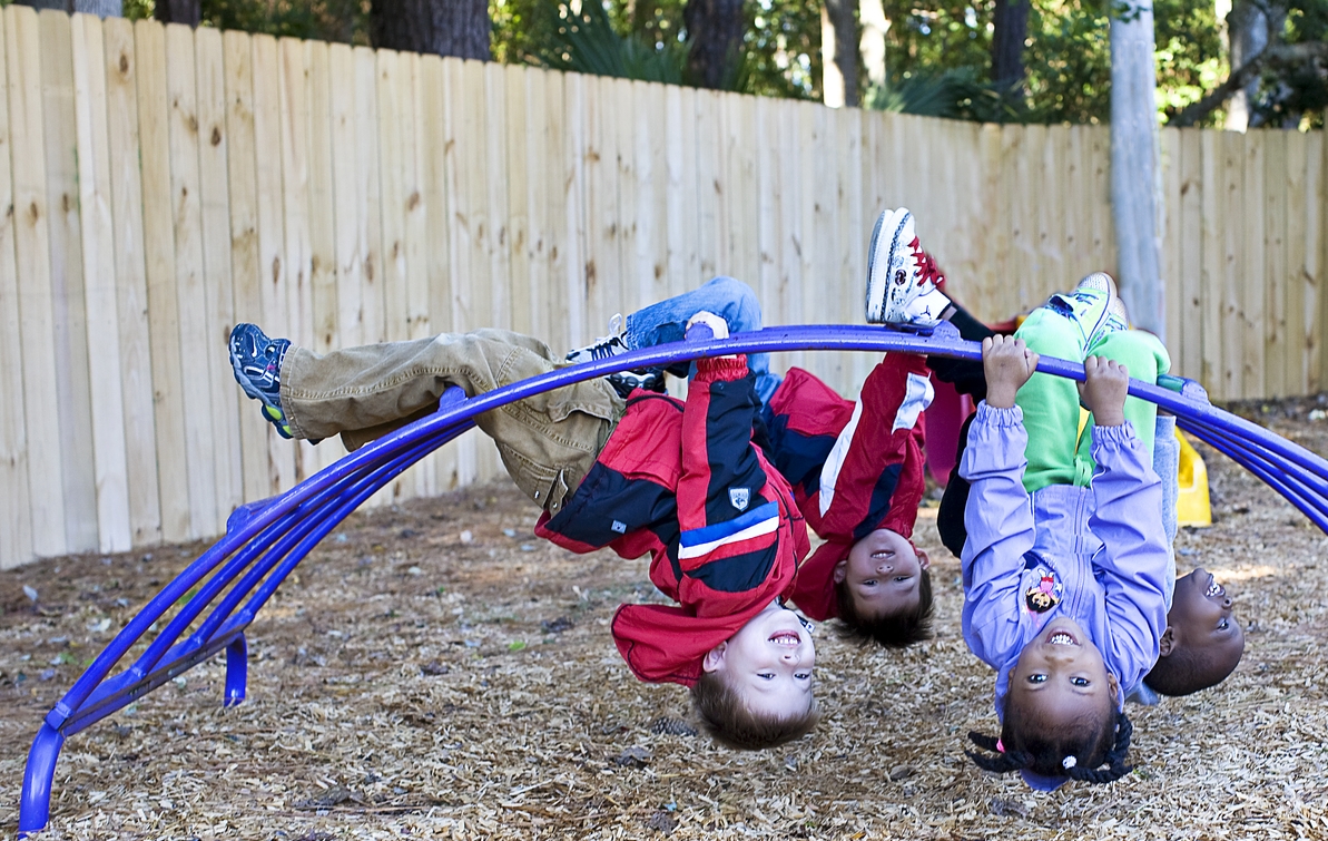 monkey bars 023.jpg
