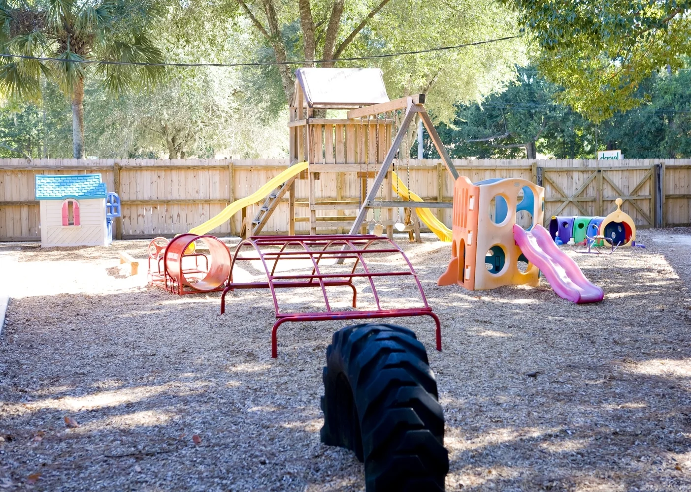 little playgr 041.jpg