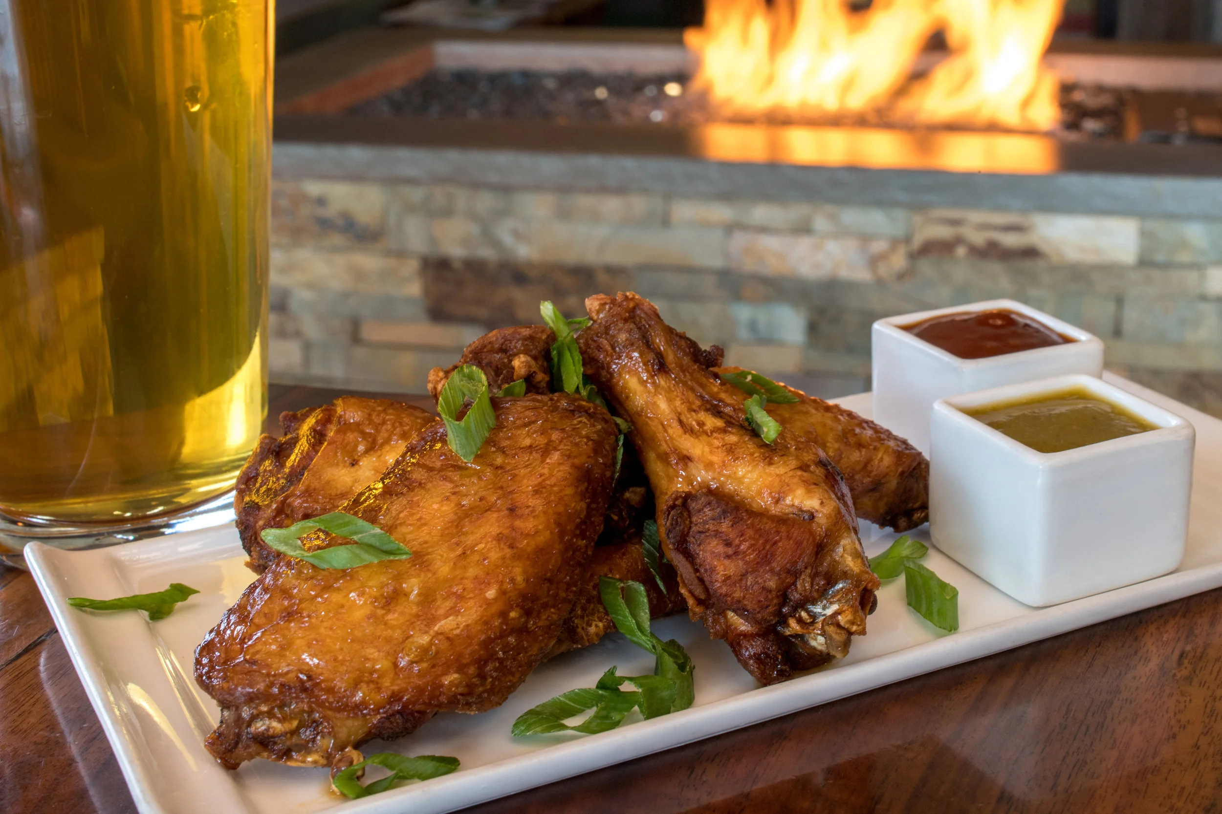 B K-HappyHour-ChickenWings-2.jpg