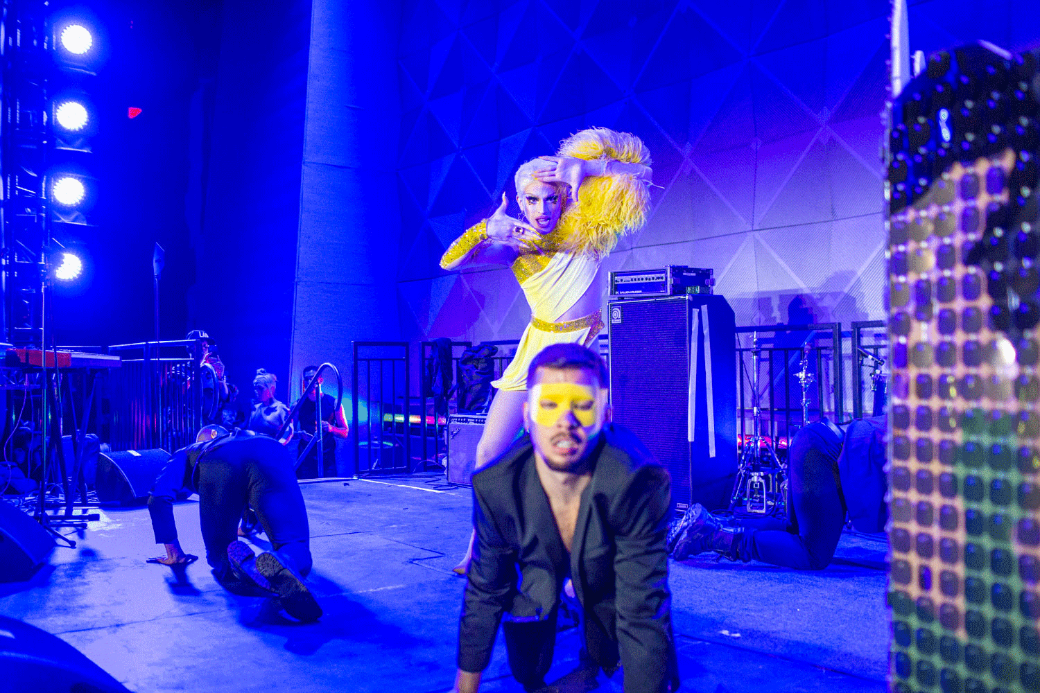 Aquaria onstage at LadyLand Festival