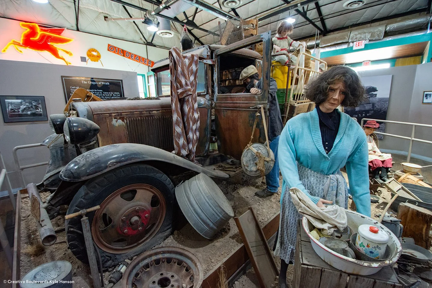 KyleHanson_CreativeBoulevards_Route66_DSC_8378-Edit-Web 2024 3-2.jpg