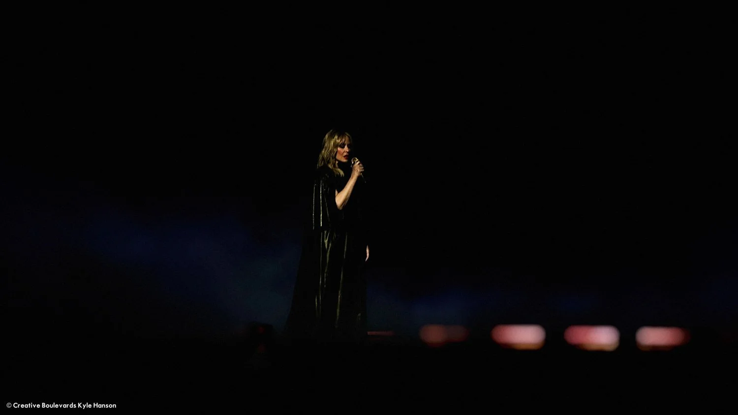 098 KyleHanson_CreativeBoulevards_KylieMinogue_IMG_4567 copy.jpg