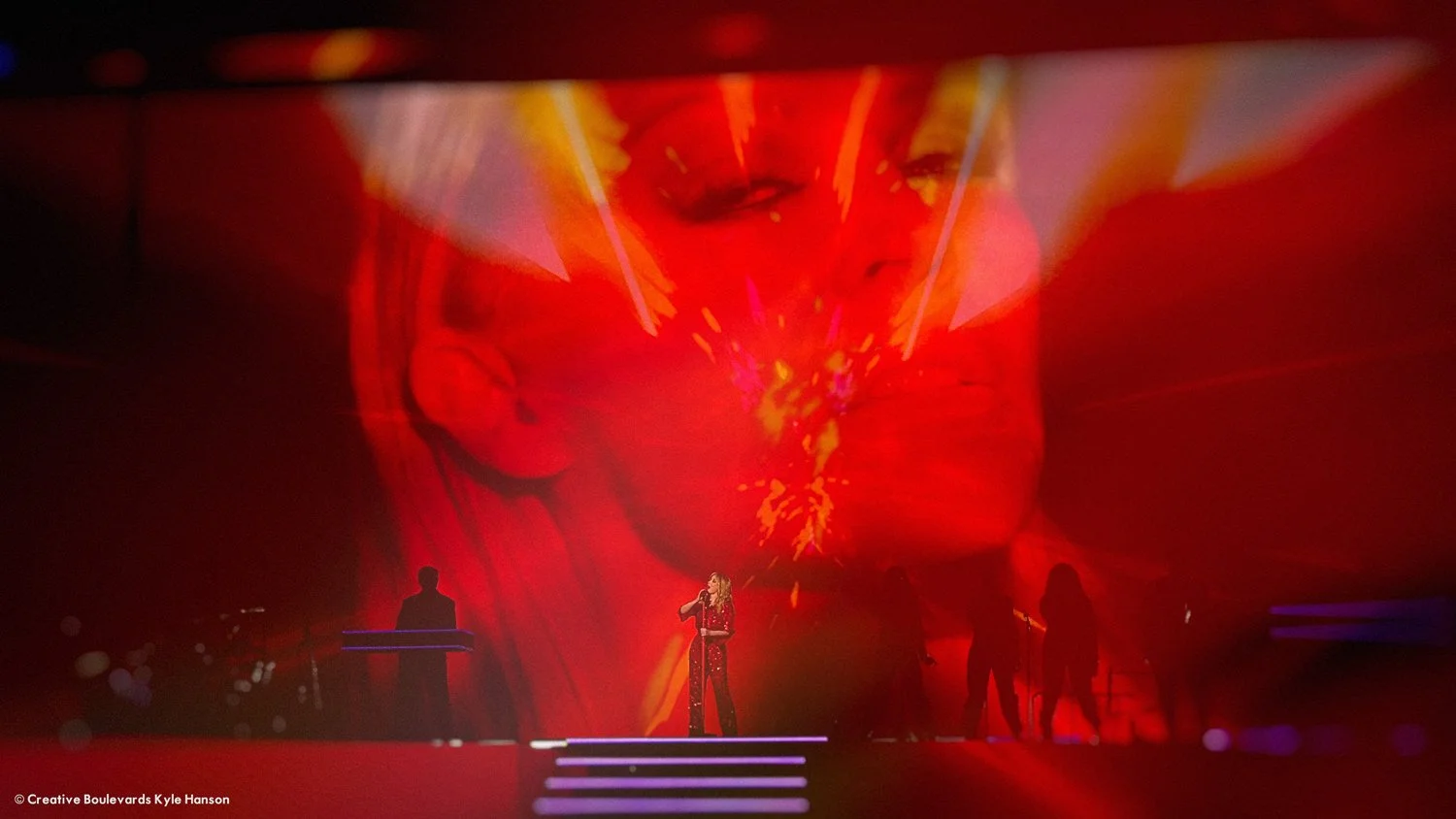 054 KyleHanson_CreativeBoulevards_KylieMinogue_IMG_4440 copy.jpg