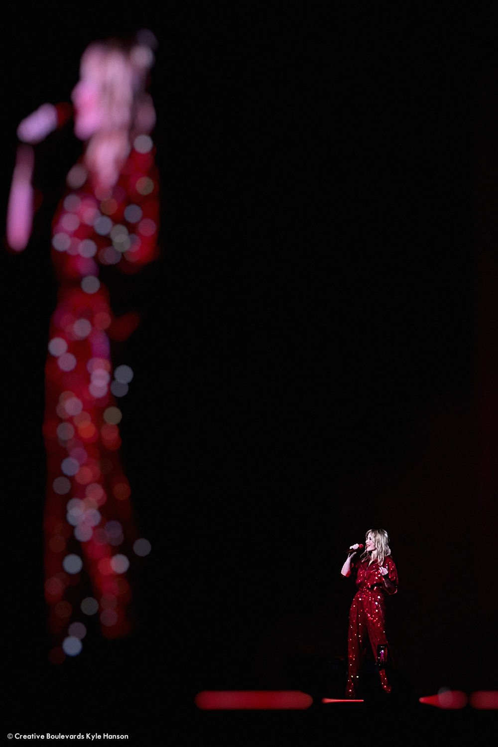 065 KyleHanson_CreativeBoulevards_KylieMinogue_IMG_4465 copy.jpg