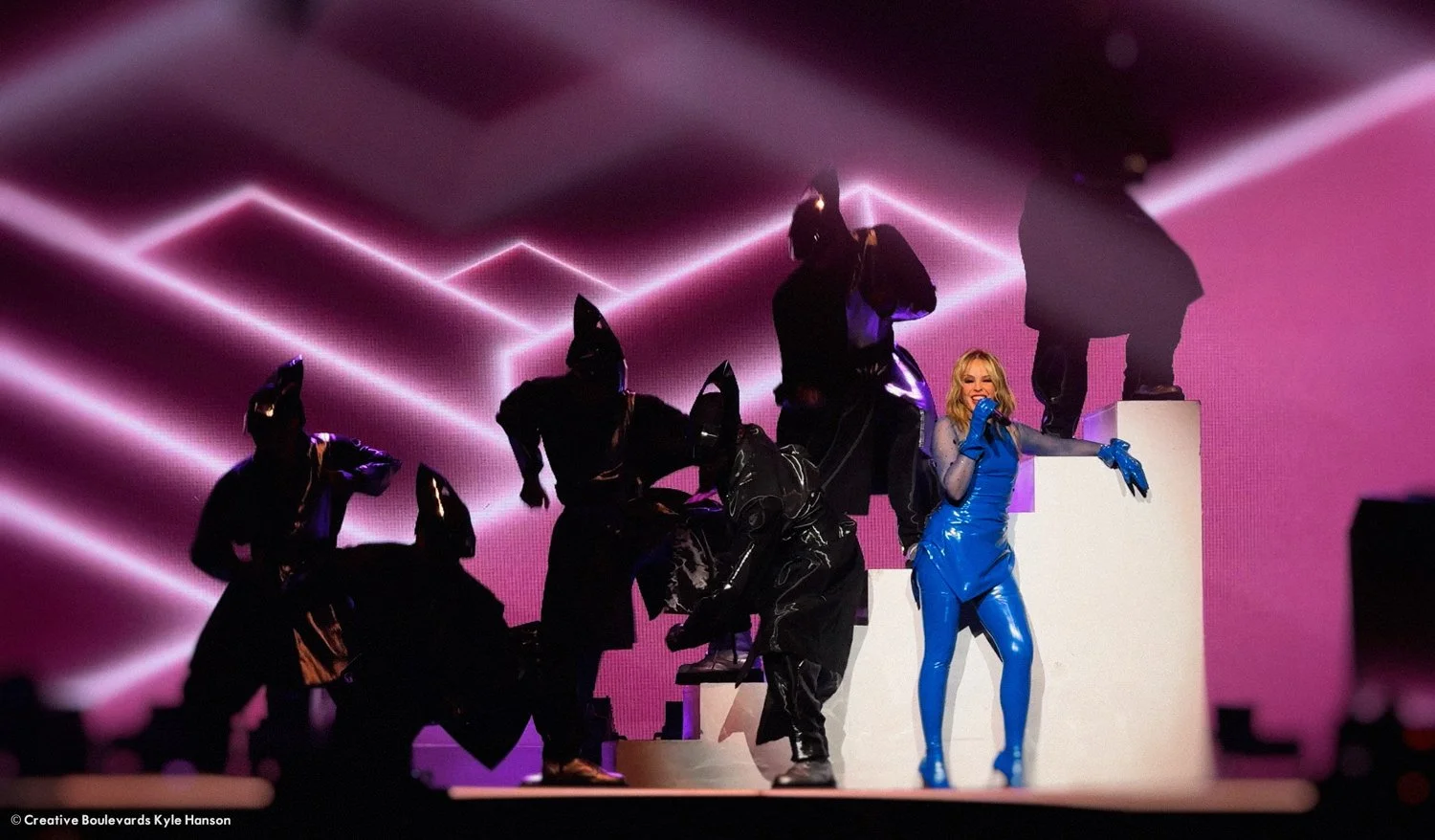 020KyleHanson_CreativeBoulevards_KylieMinogue_IMG_3418 copy-Web 2024 3-2.jpg