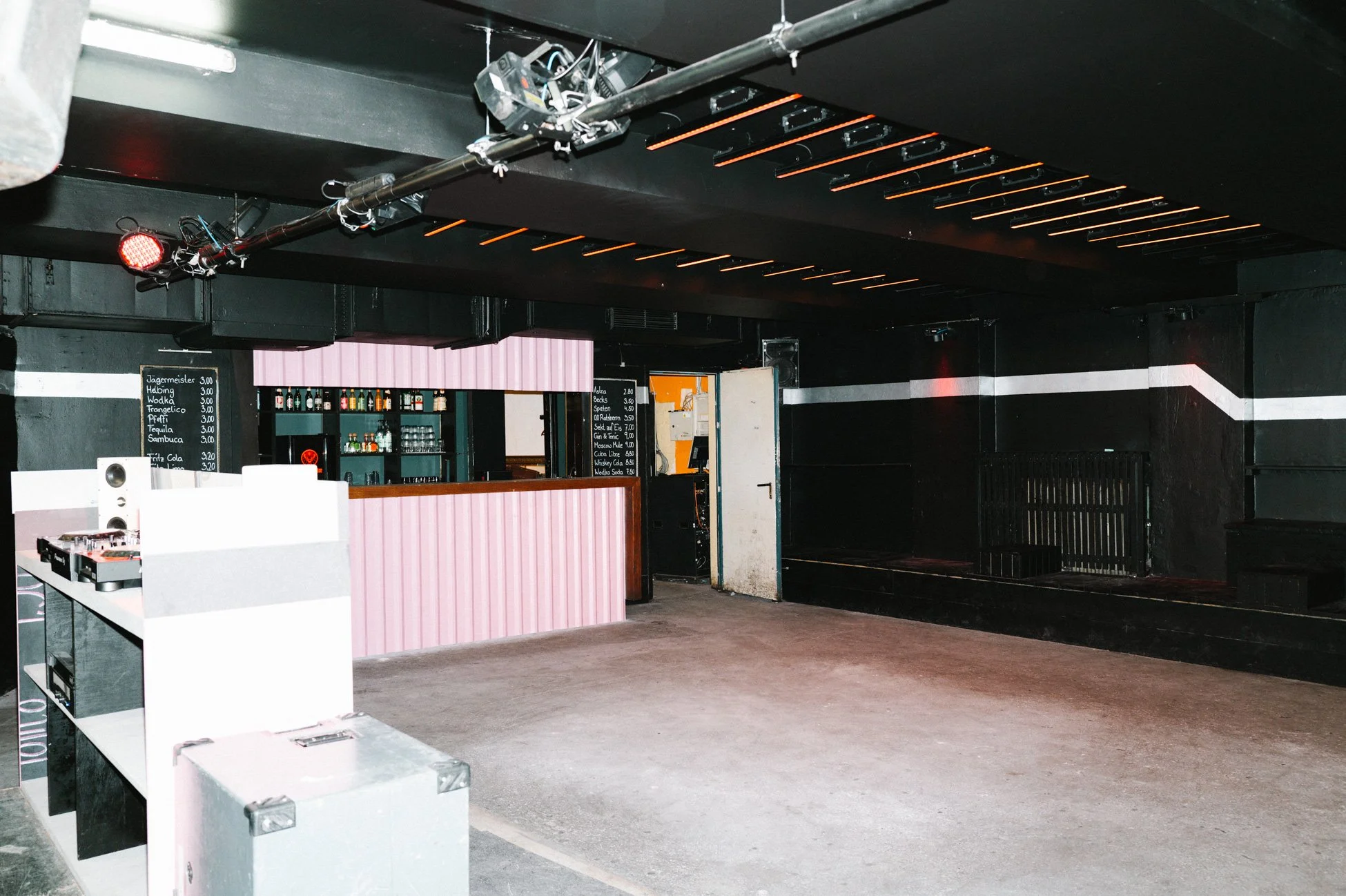 Großer Anbau im Haus 73 Hamburg Sternschanze – Partylocation für private Feiern und Jubiläen