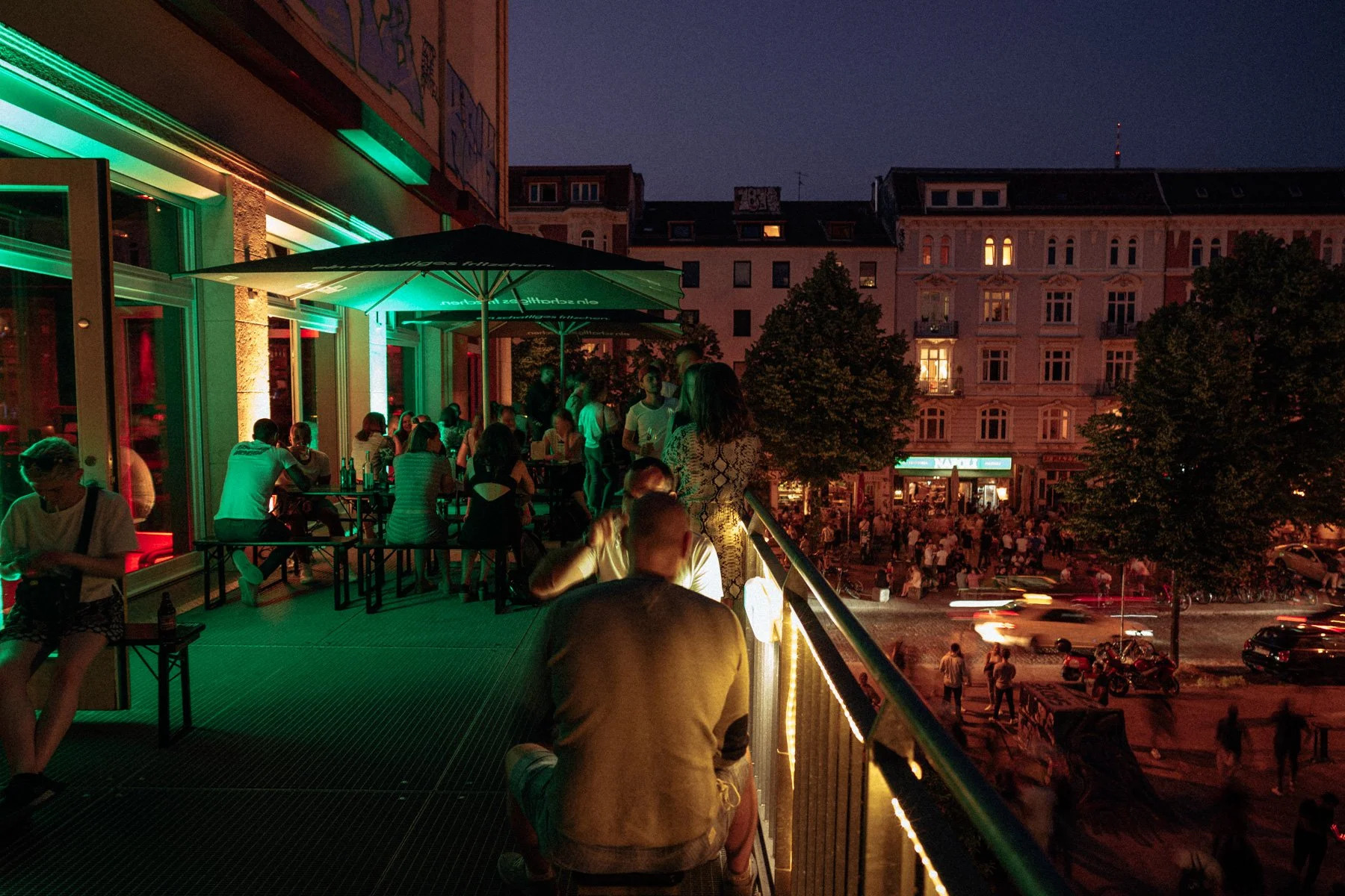 Balkon der Eventlocation Haus 73 Hamburg Sternschanze – ideal für Privatfeiern, Geburtstagsfeiern und Sommerpartys