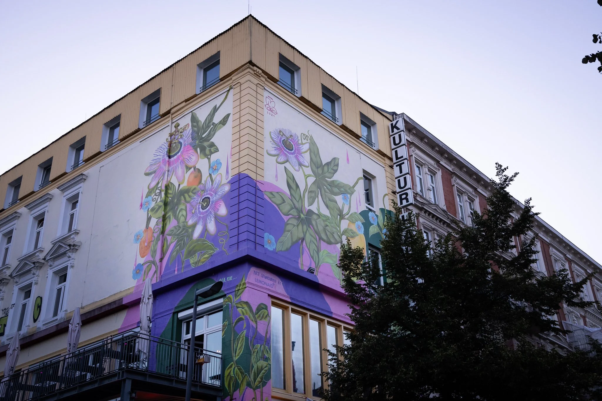 Außenansicht des Haus 73 auf dem Schulterblatt in Hamburg