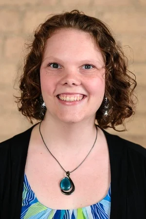 carolyoungquist.jpg