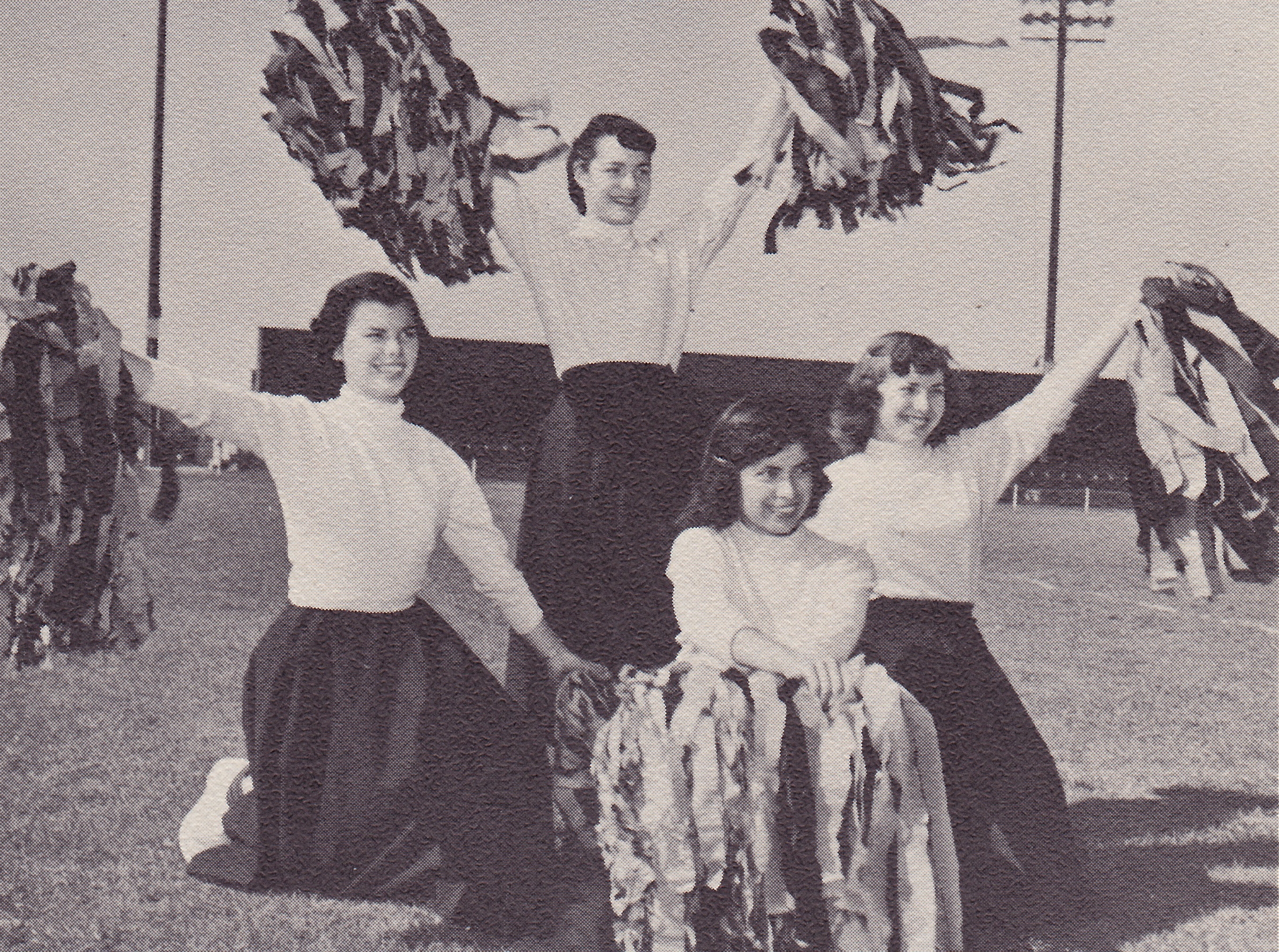  Cheerleaders (1955) 