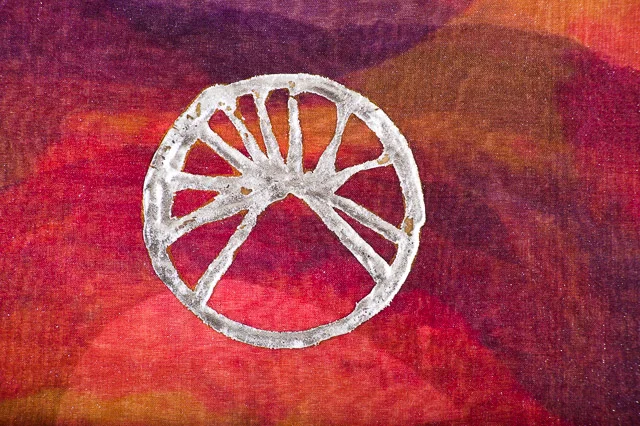 Detail: The Almighty (W)hole