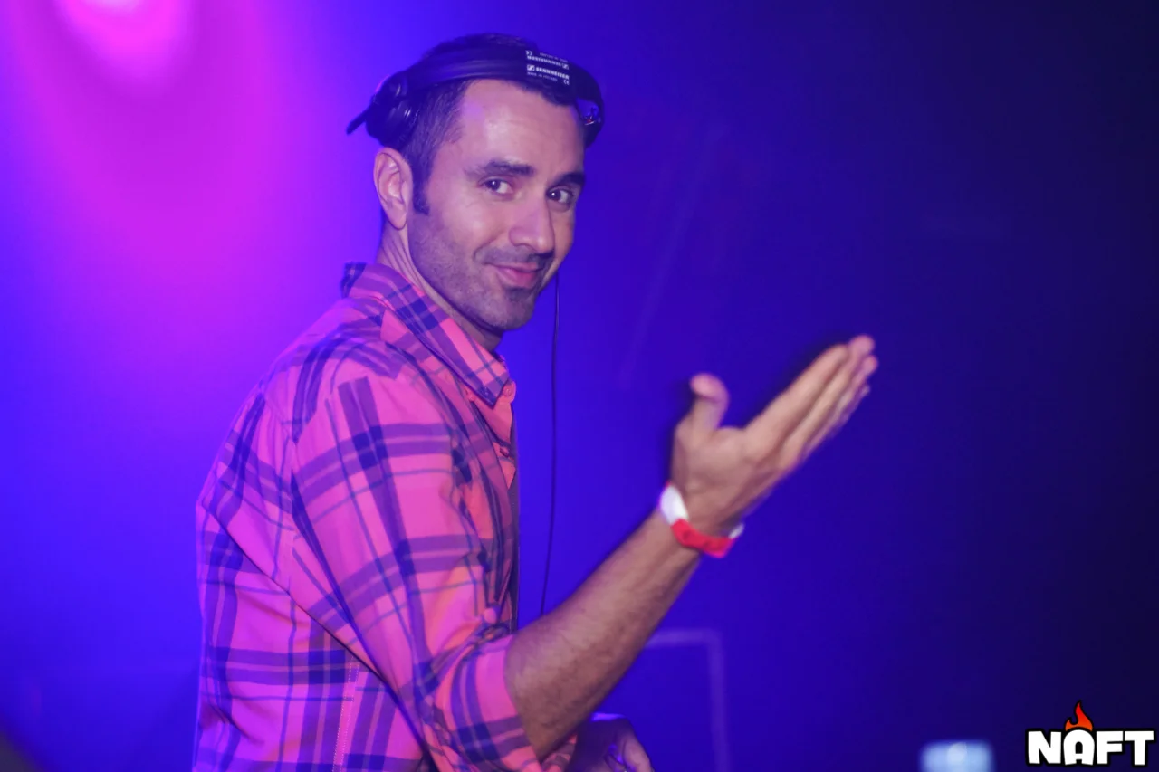 1-3.jpg