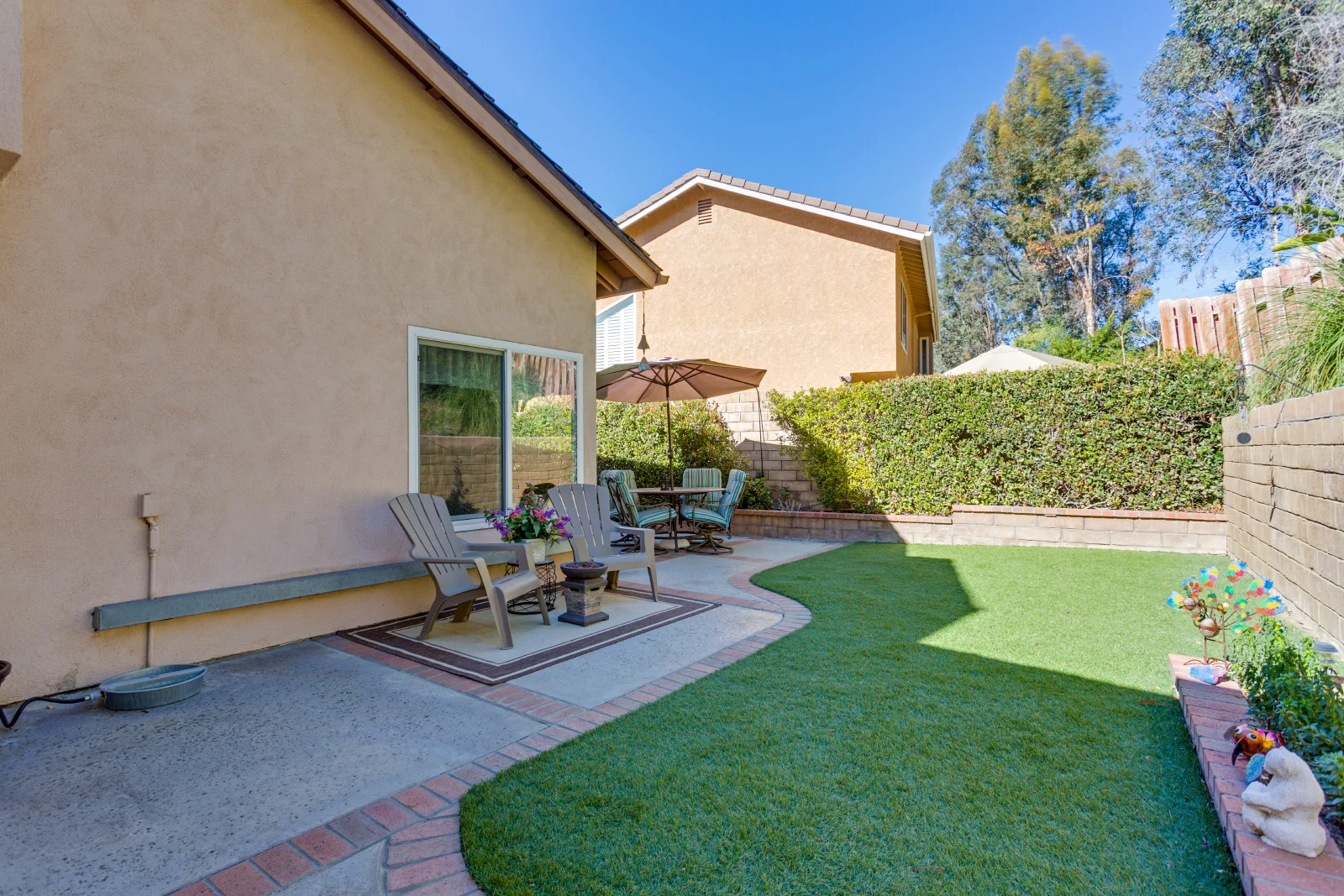 backyard3.jpg