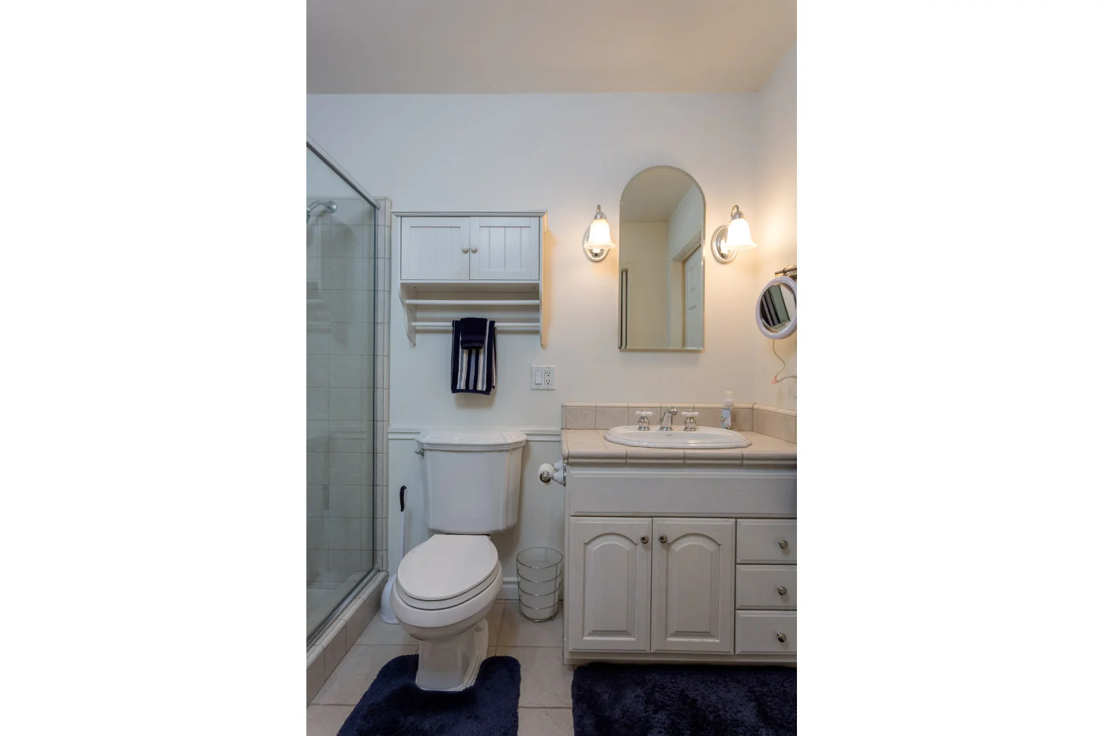 upstairs-masterbathroom.jpg
