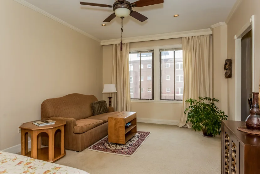 009-Bedroom-1404668-mls.jpg
