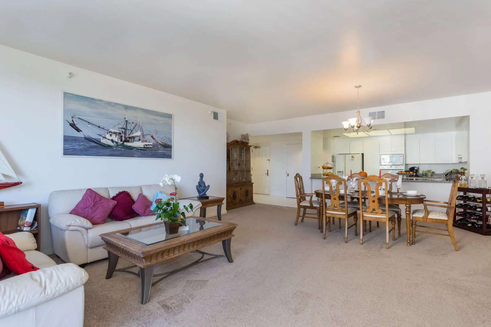 850 E. Ocean Blvd. #1207LONG BEACH, CA 908023 Bed/3 Bath/ 1,788 sq f