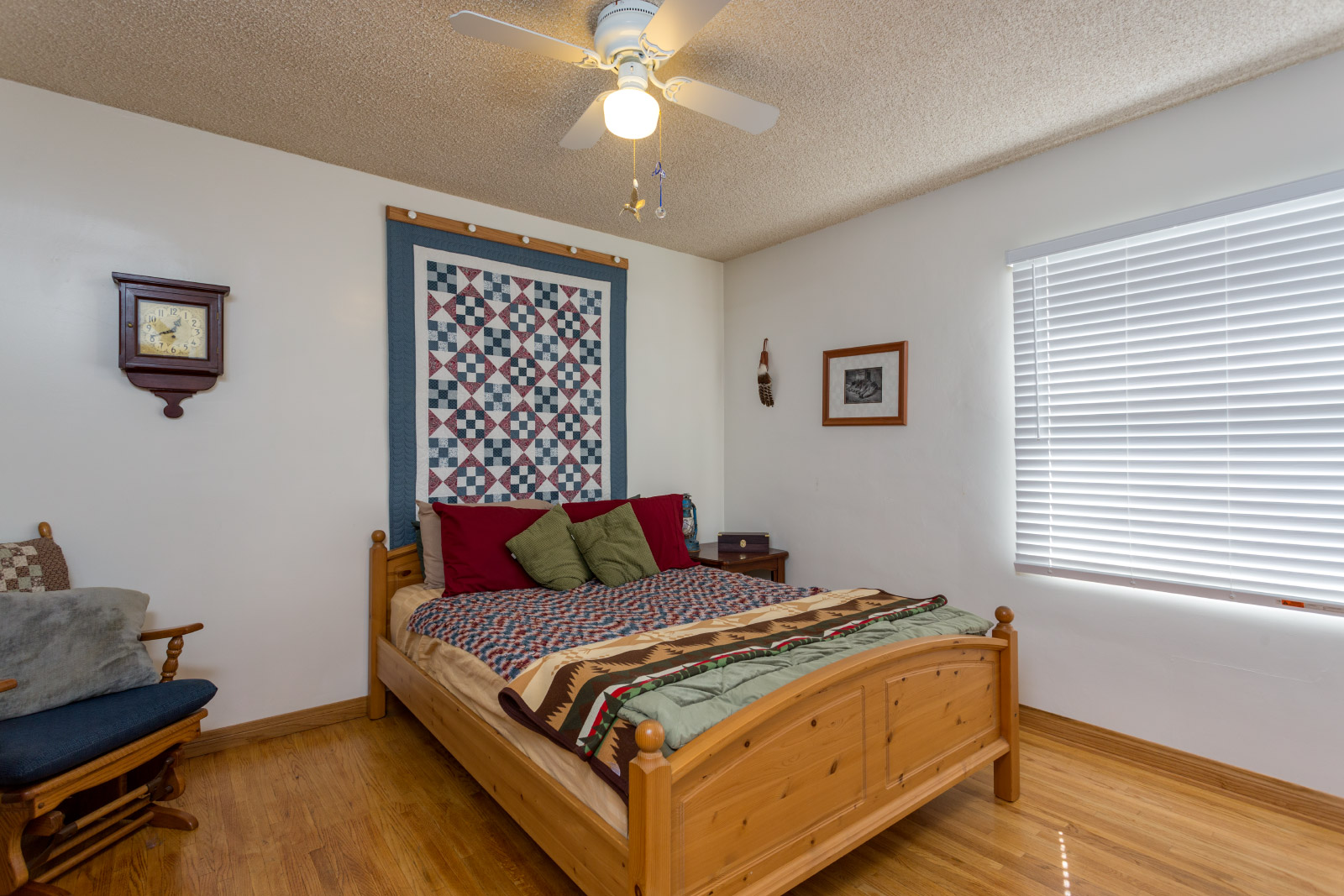 front-bed_16148381173_o.jpg