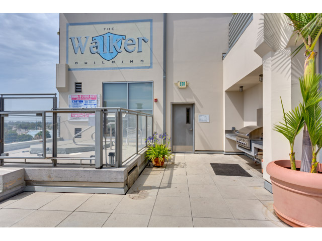 amenities_balcony2_14706404216_o.jpg