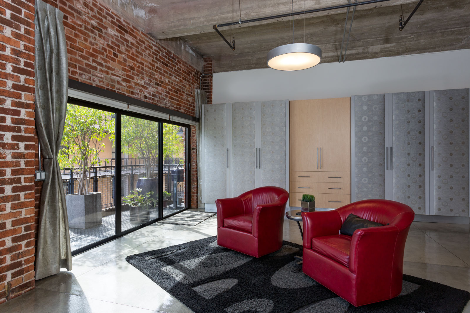 master-seating-storage_12844608784_o.jpg