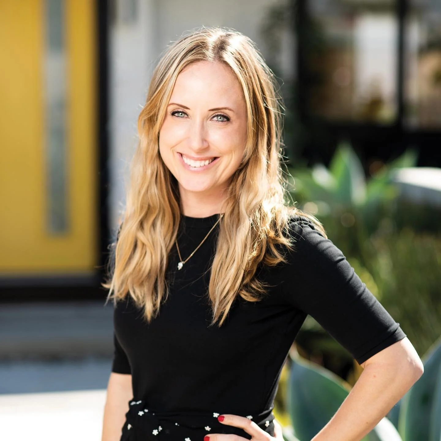 We have an announcement!!! 🥁🥁

Everyone give a warm welcome to Caroline Picha, our new sales agent! 

Caroline comes to the team after a 13 year career in finance. 🤓 An LA native, she and her family have made Long Beach their home. They love being