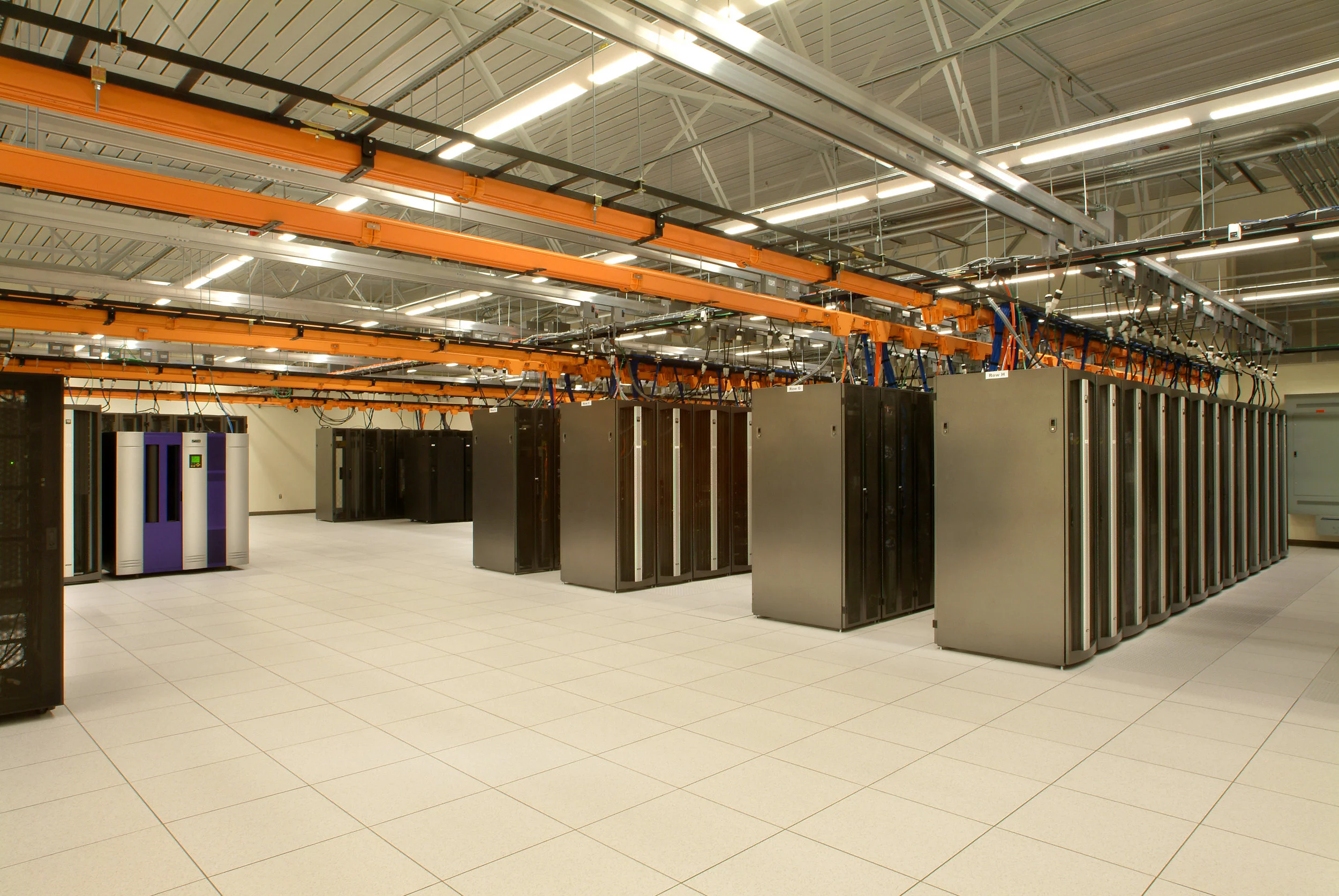 PIC 0514 Interior - Server Rm 1.jpg