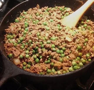 Peas in Curried Beef