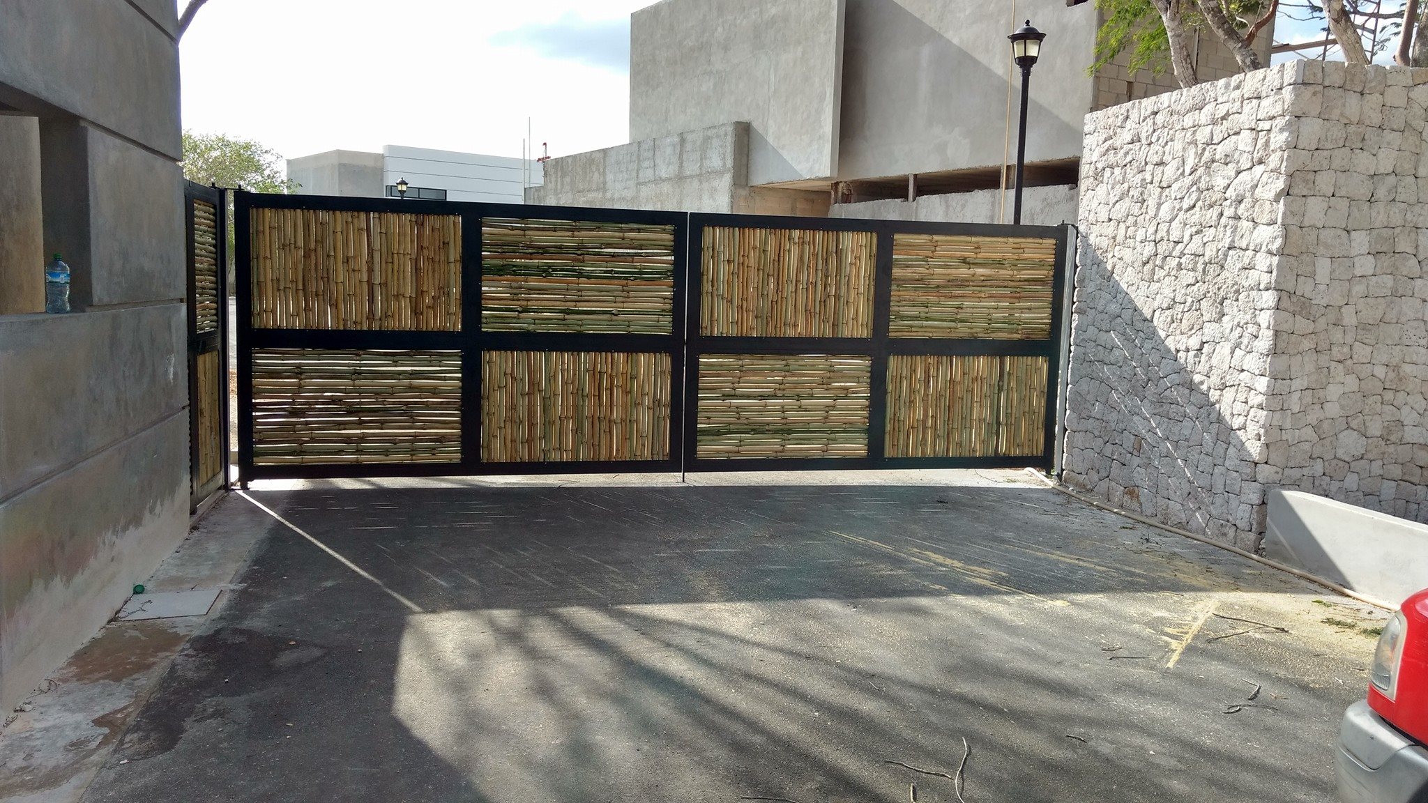 porton y puertas 2.jpg