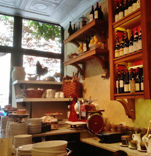 Yum+Du+Jour+Buvette+Decor+(Copy).JPG