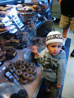 yumdujourmightyodonuts.JPG