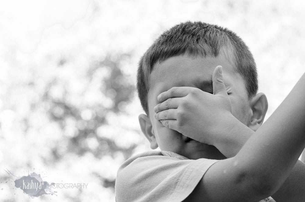 Stop stealing my eyes - he says, killing me!