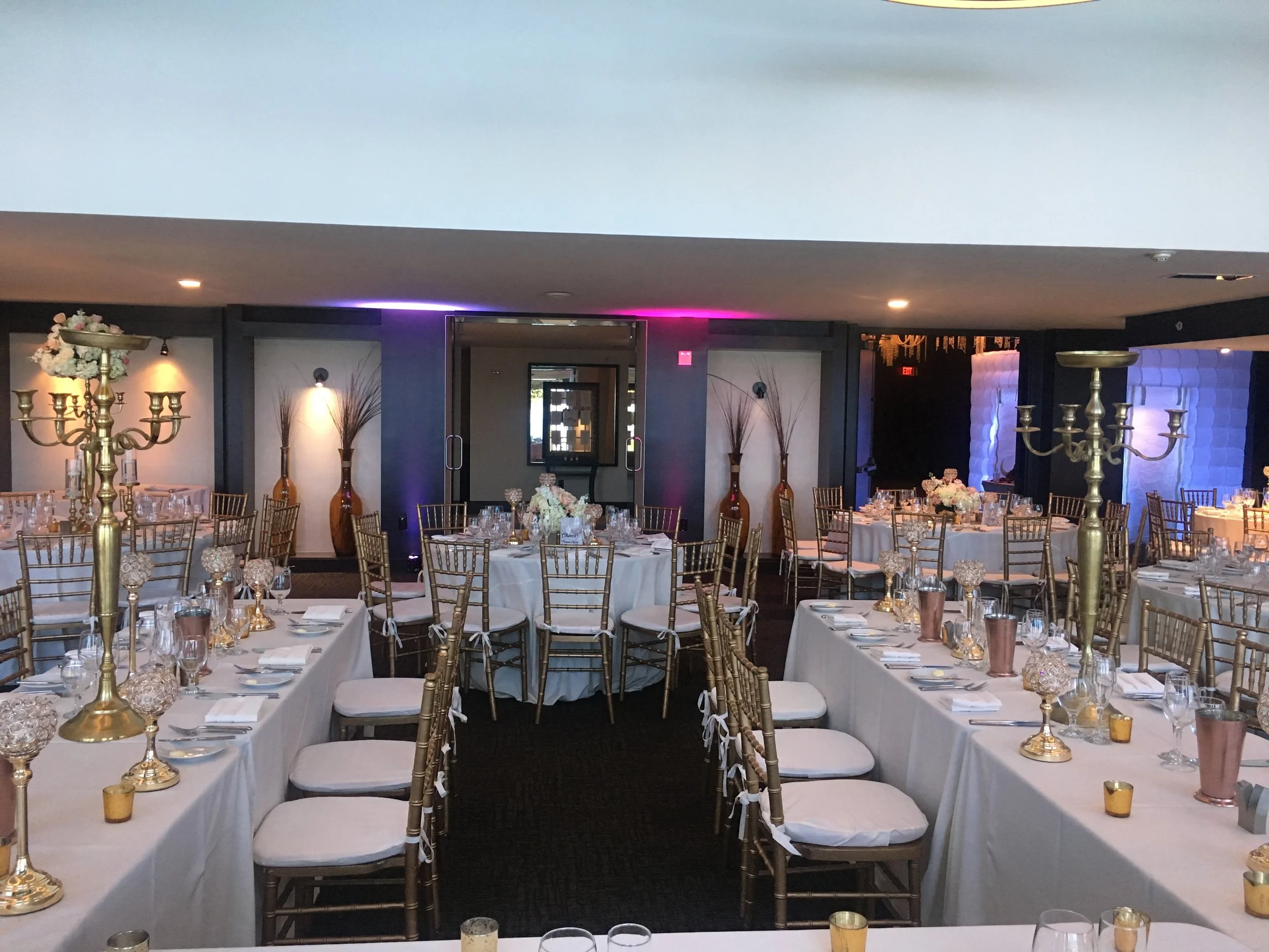 Uplights White Linen Gold Candles