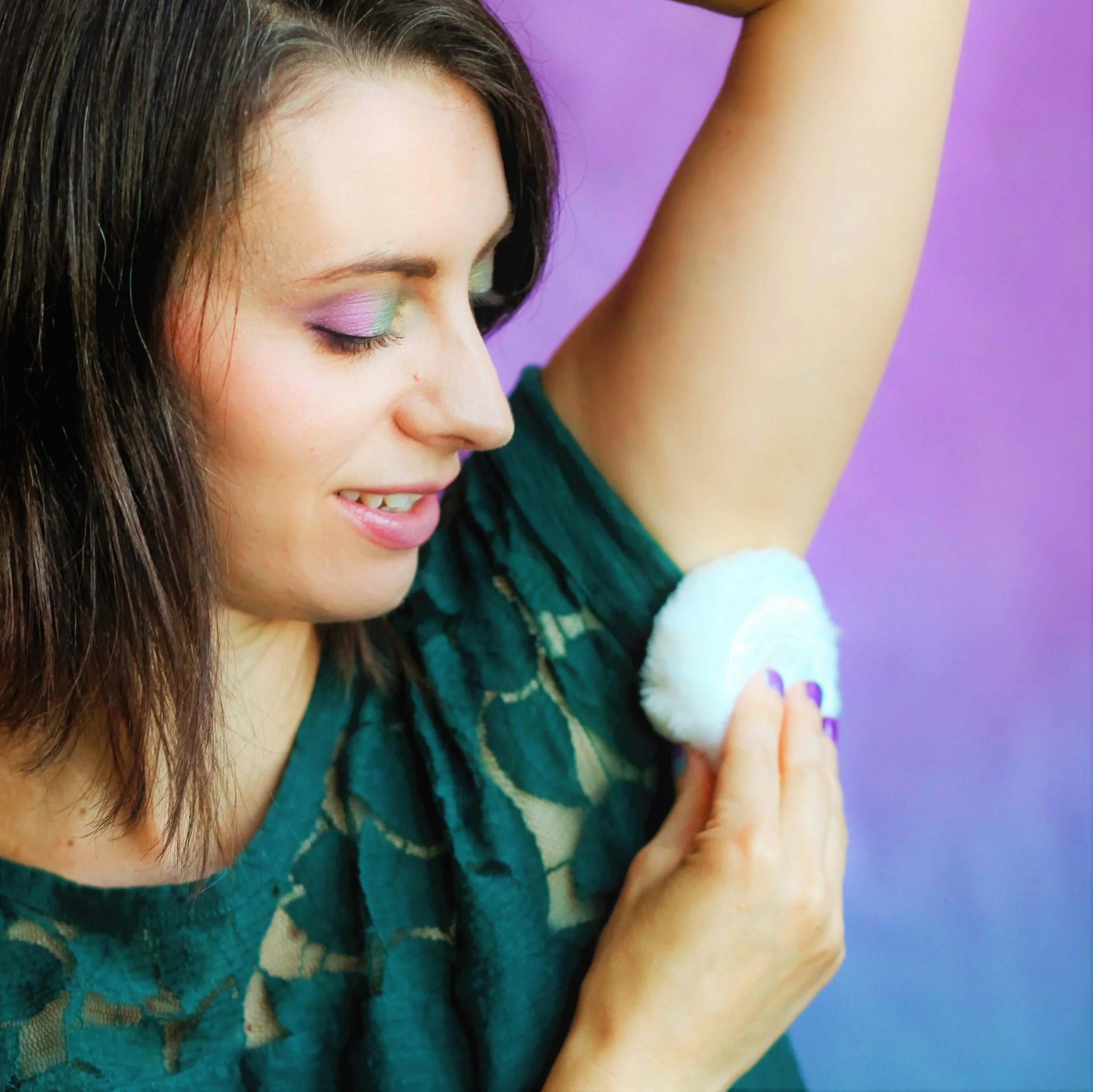 Best Body Powder for Thigh Chafing — Moody Sisters Skincare