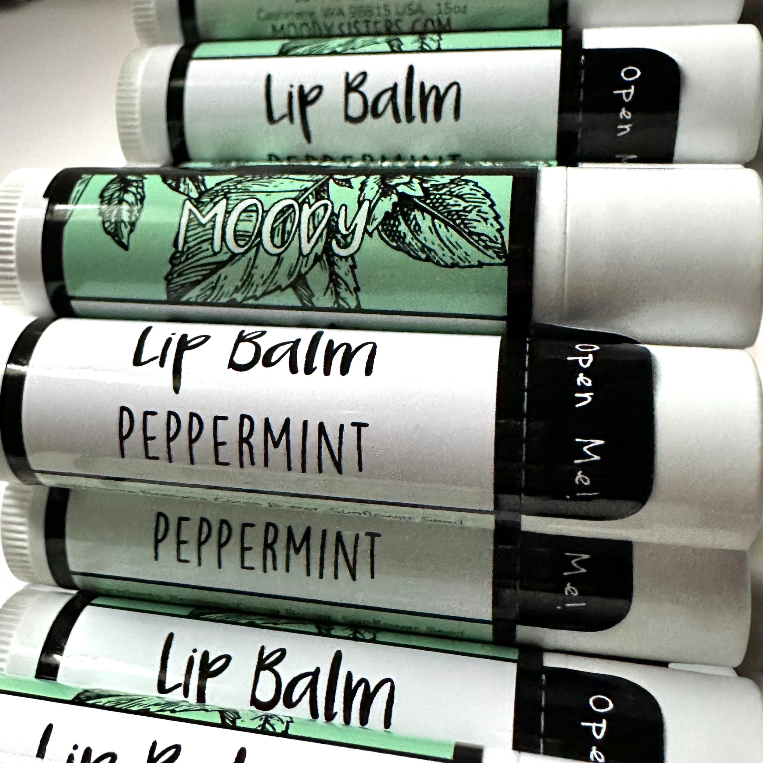 Lip balm Peppermint-Photoroom.jpg