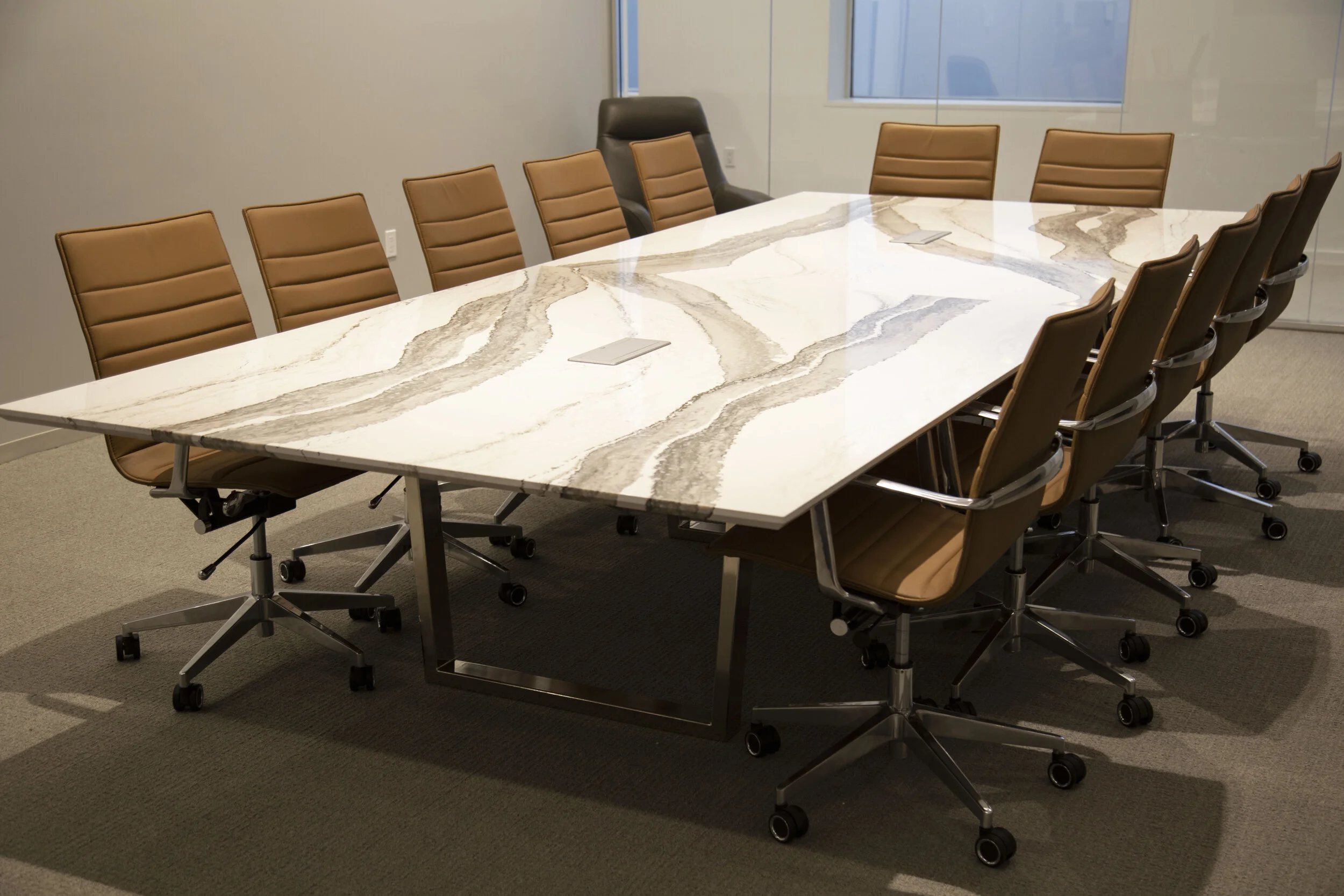 Maesa_Large_conference_table_fig.3.jpg