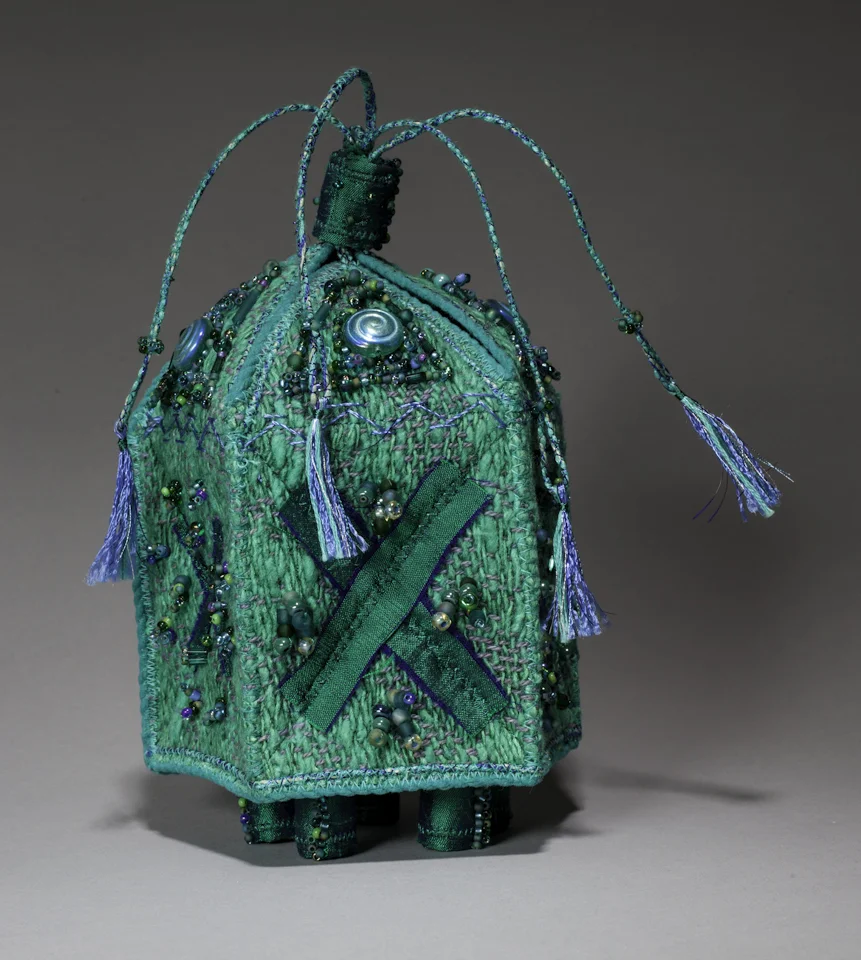 Kelp Essence Contained-4494.jpg