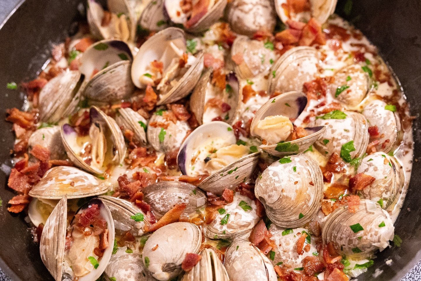 Clams in Butter &amp; Wine Sauce. My recipe used to be on @foodandwine several years ago. Gone now, but you can get right here!:

1 stick of Butter
1 cup of white wine
1 cup clam stock
1 cup chicken stock
2 cloves of garlic, minced
1/2 cup of cream
3