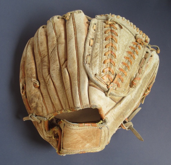 Clemente2-8-back.jpg