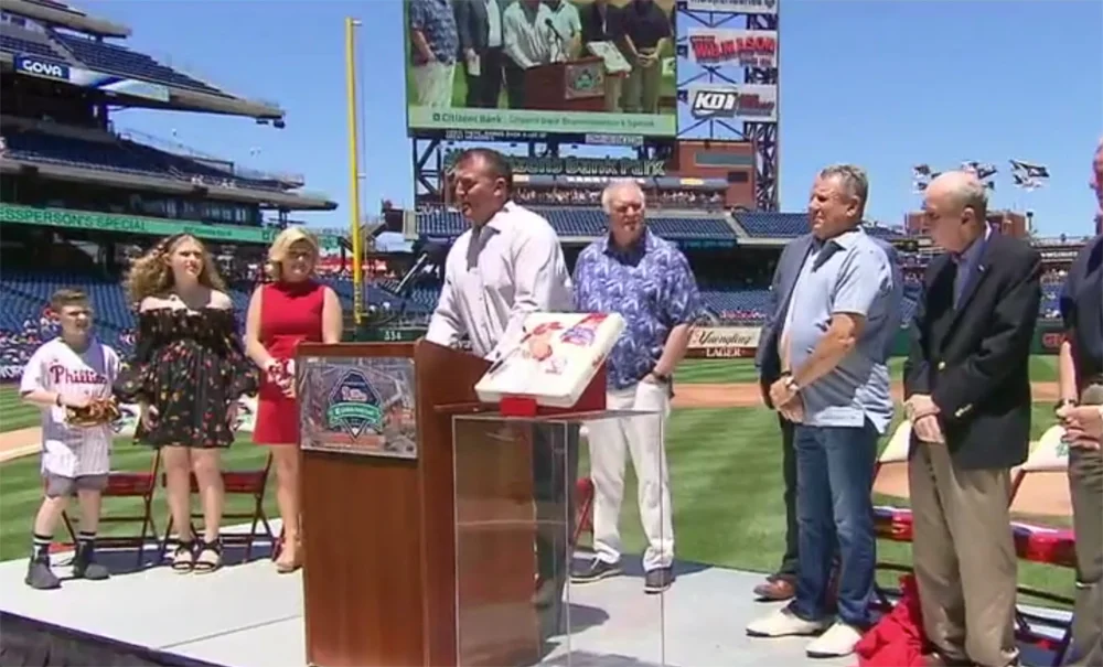 Phillies-Honor-Thome-Sean-Kane-base-art-Screen-Shot-1000x.jpg