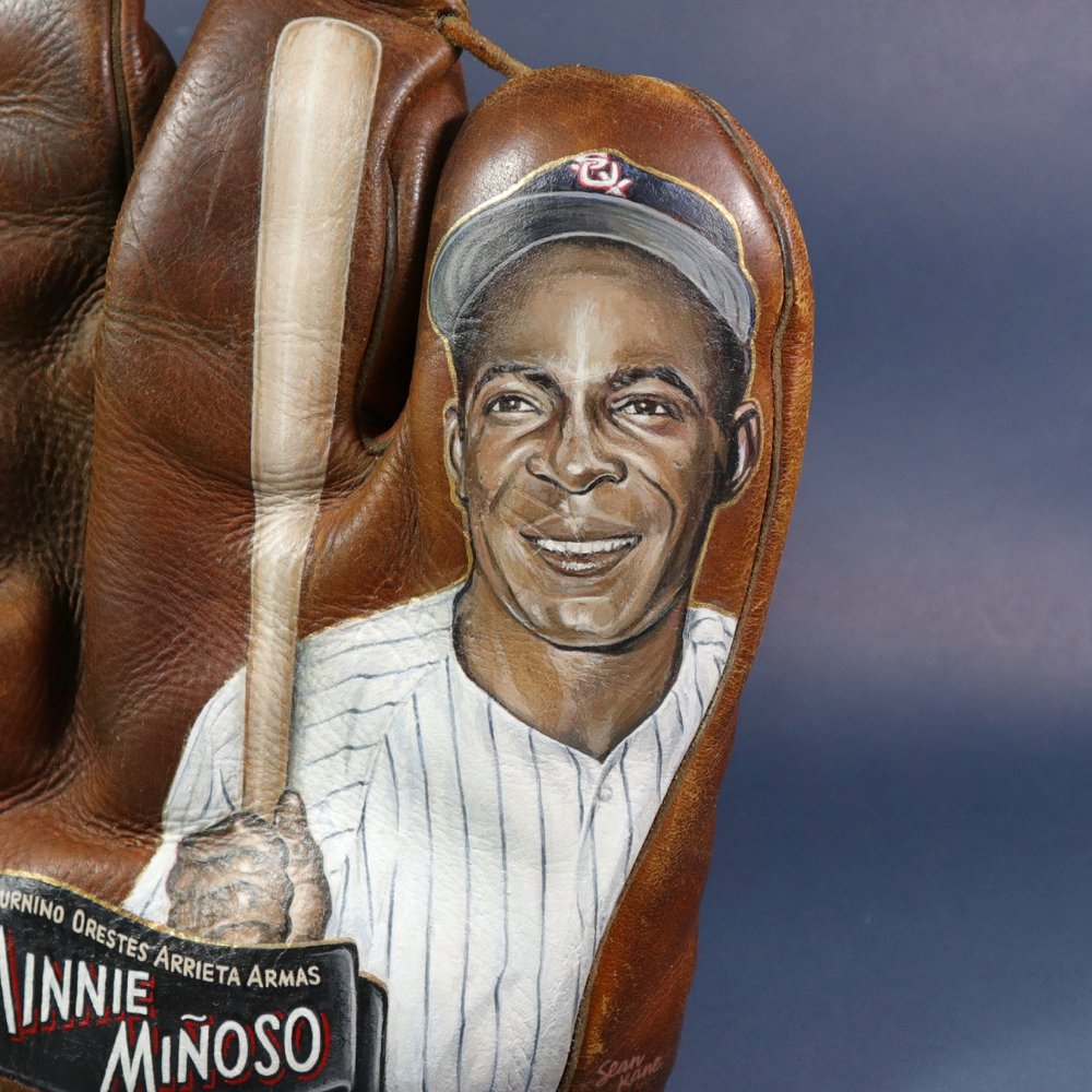 SeanKane-Minoso-Sox-Baseball-Glove-Art - 4.jpg