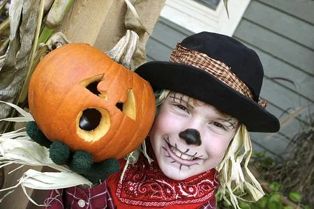 Hefty Harvest and Scary Scarecrows