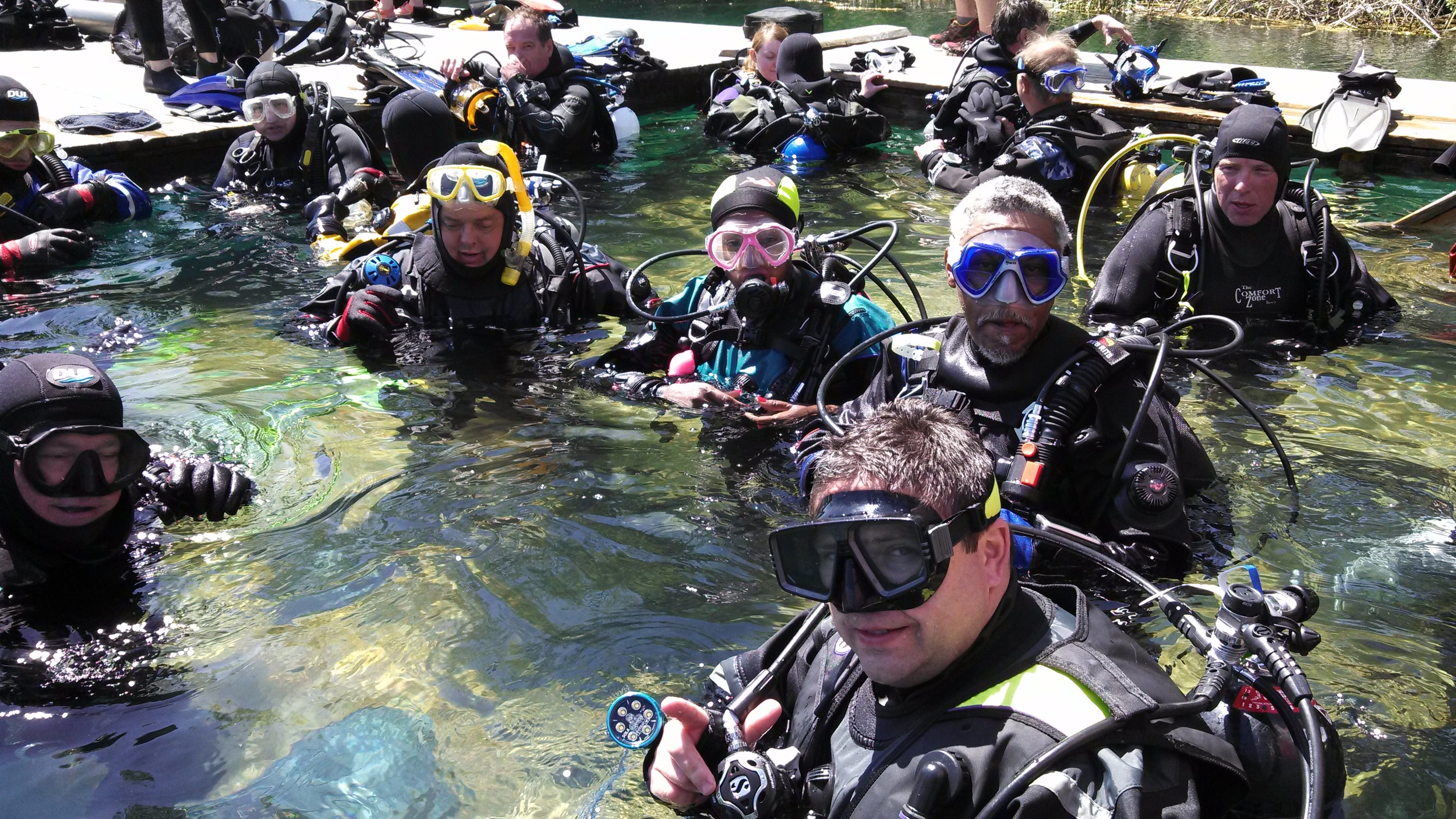 dry_suit_dui11.jpg