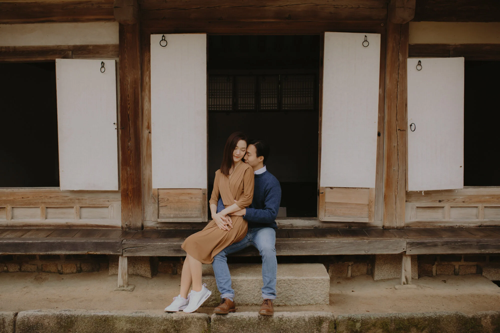 Traveling Into the Heart of People - Hayun &amp; Paul - Seoul Love Story