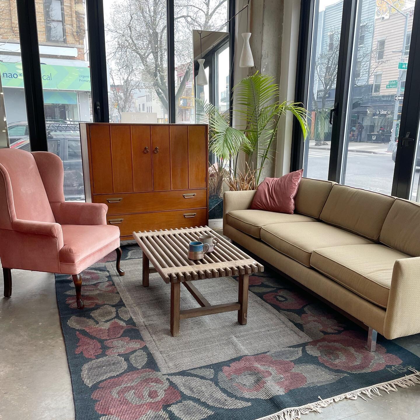 Friday night drop in Williamsburg 🪷

Sage green mid-century wood and chrome base sofa (85&rdquo;l x 25&rdquo;t x 33&rdquo;d): SOLD
Mid-century tallboy (44&rdquo;w x 47&rdquo;t x 20&rdquo;d): SOLD
Wool floral area rug (6&rsquo; x 9&rsquo;): $350
Hand