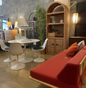 Dobbin St. Vintage Co-op