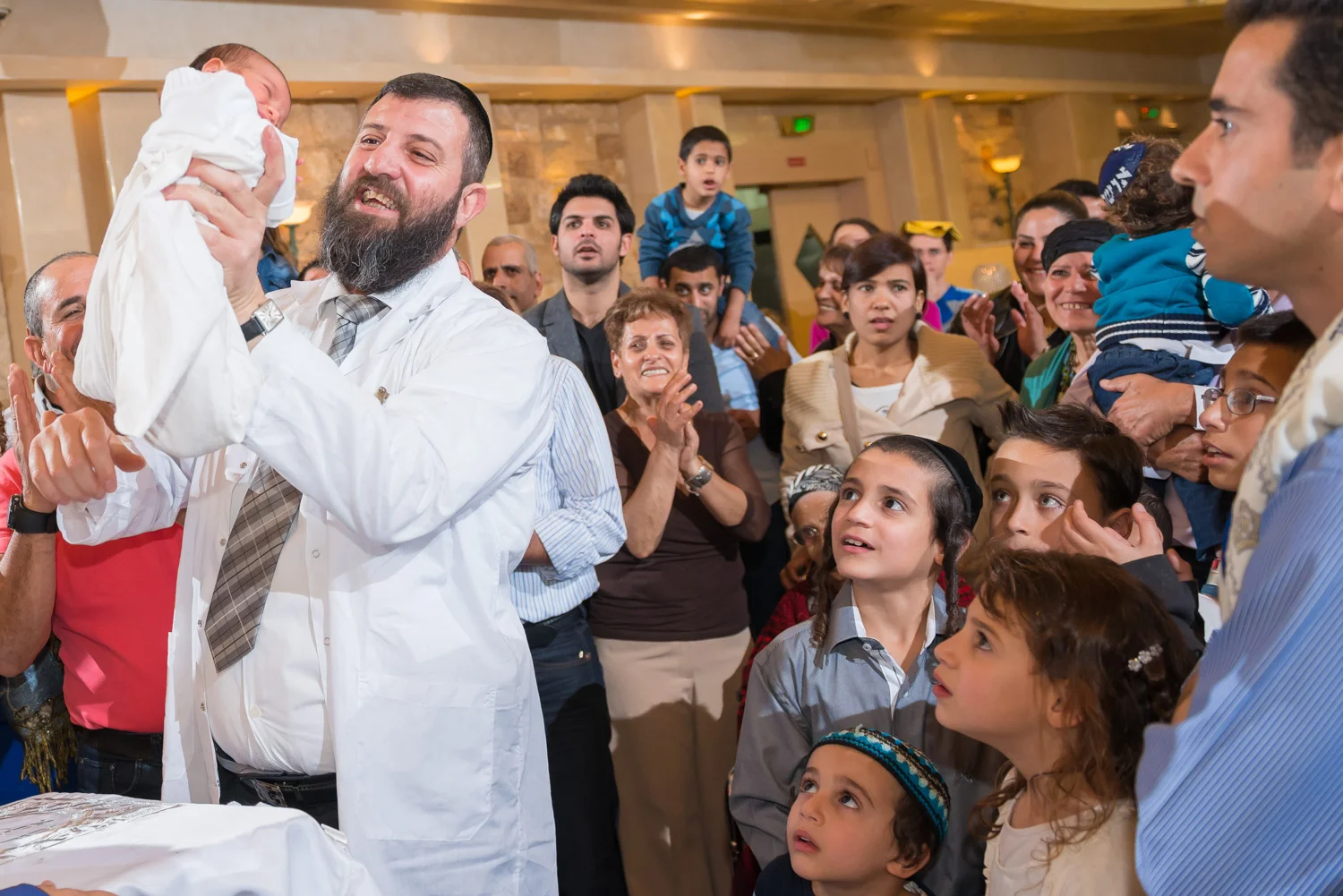 צלם לברית: יניב בן יהודה&nbsp;  מוהל: אברהם דיין&nbsp;