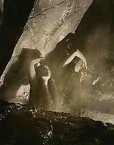 dante's-inferno-still-9.jpg