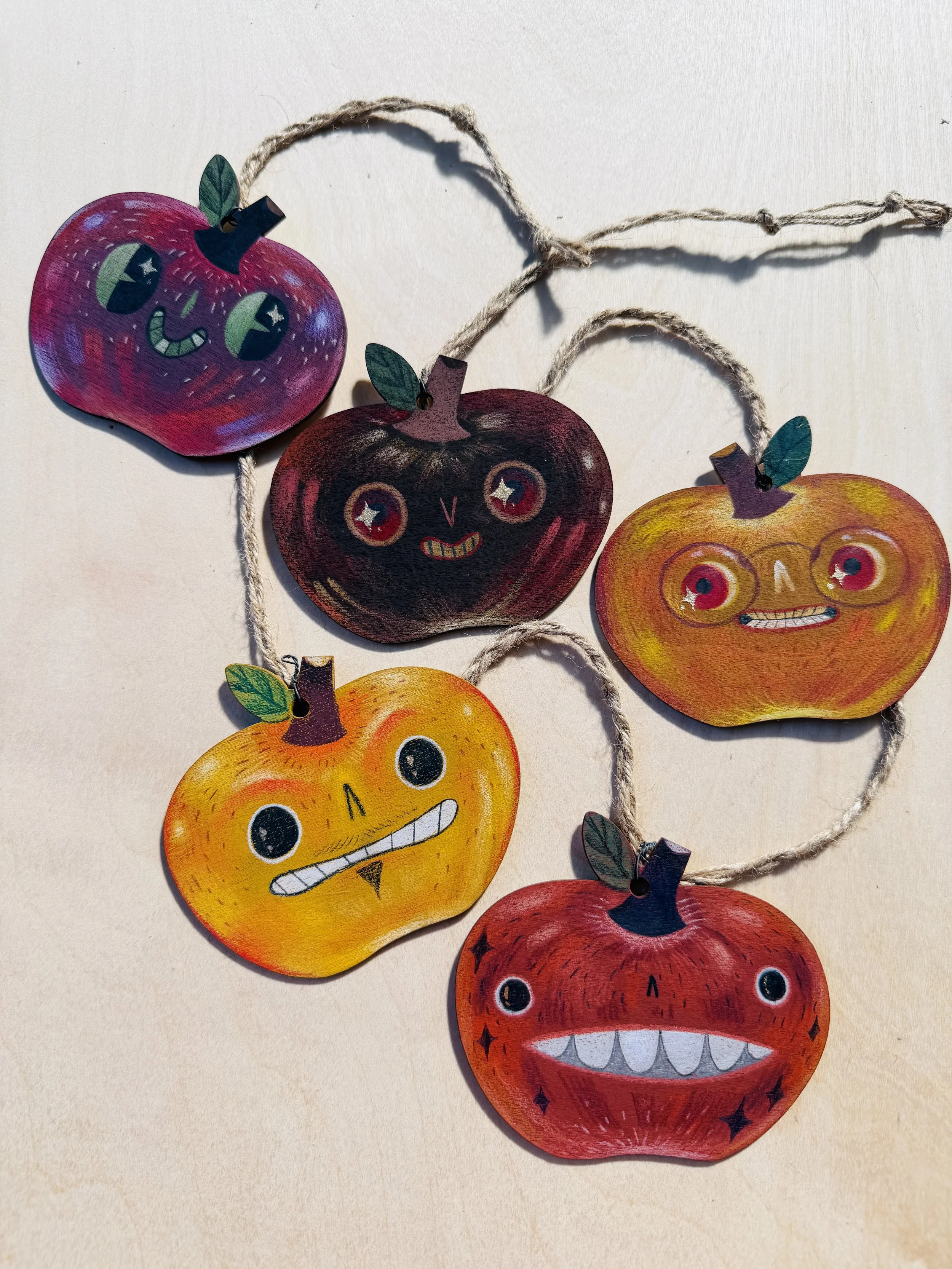 Tom's Branch Garland