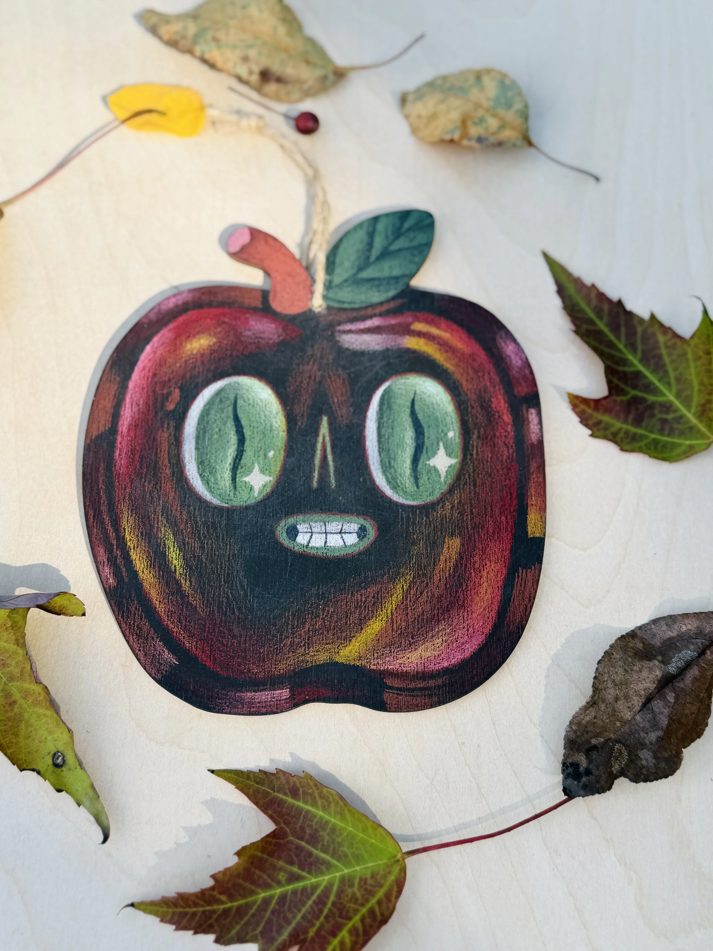 Roger Red Delicious 5.5"x6"