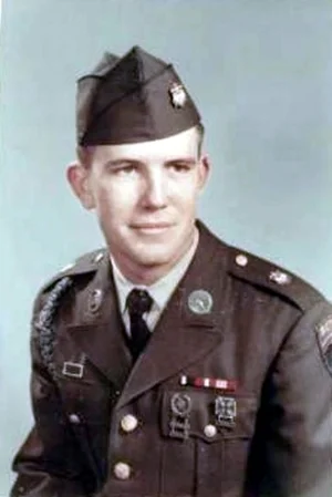 One Name on the Wall: Robert Eugene Whitten